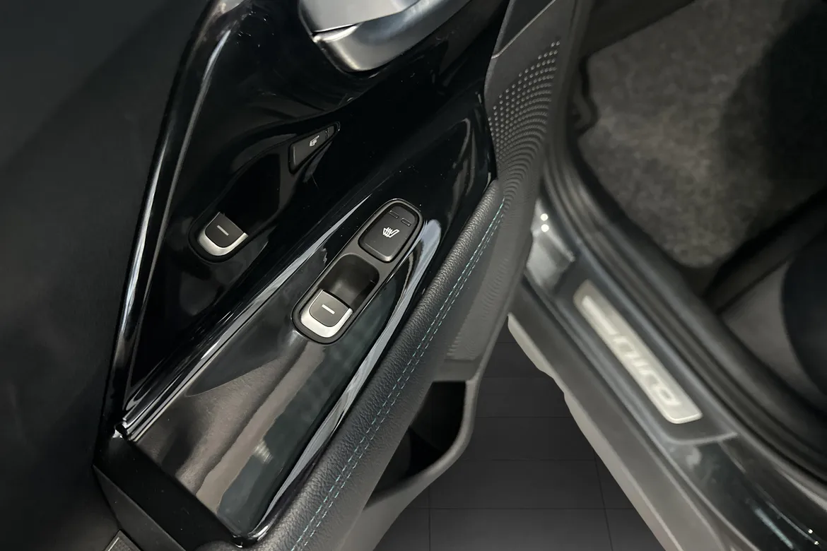 picture of a car