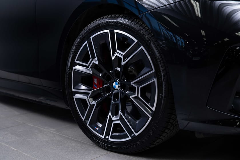 Bilde 3 av BMW i5 M60 xDrive Touring 6,29 M-SportPro B&W