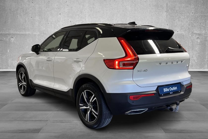 Bilde 2 av Volvo XC40 D4 R-design, AWD, ACC, Ryggekamera, H-feste++