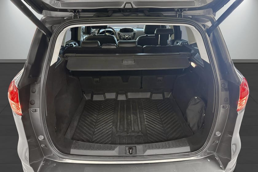 Bilde 5 av Ford Kuga 2.0 TDCi AWD Titanium Plus / Soltak /park.varmer