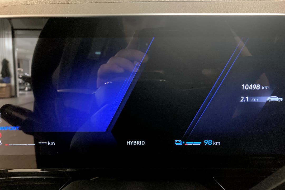 Renault Rafale E-Tech 4×4