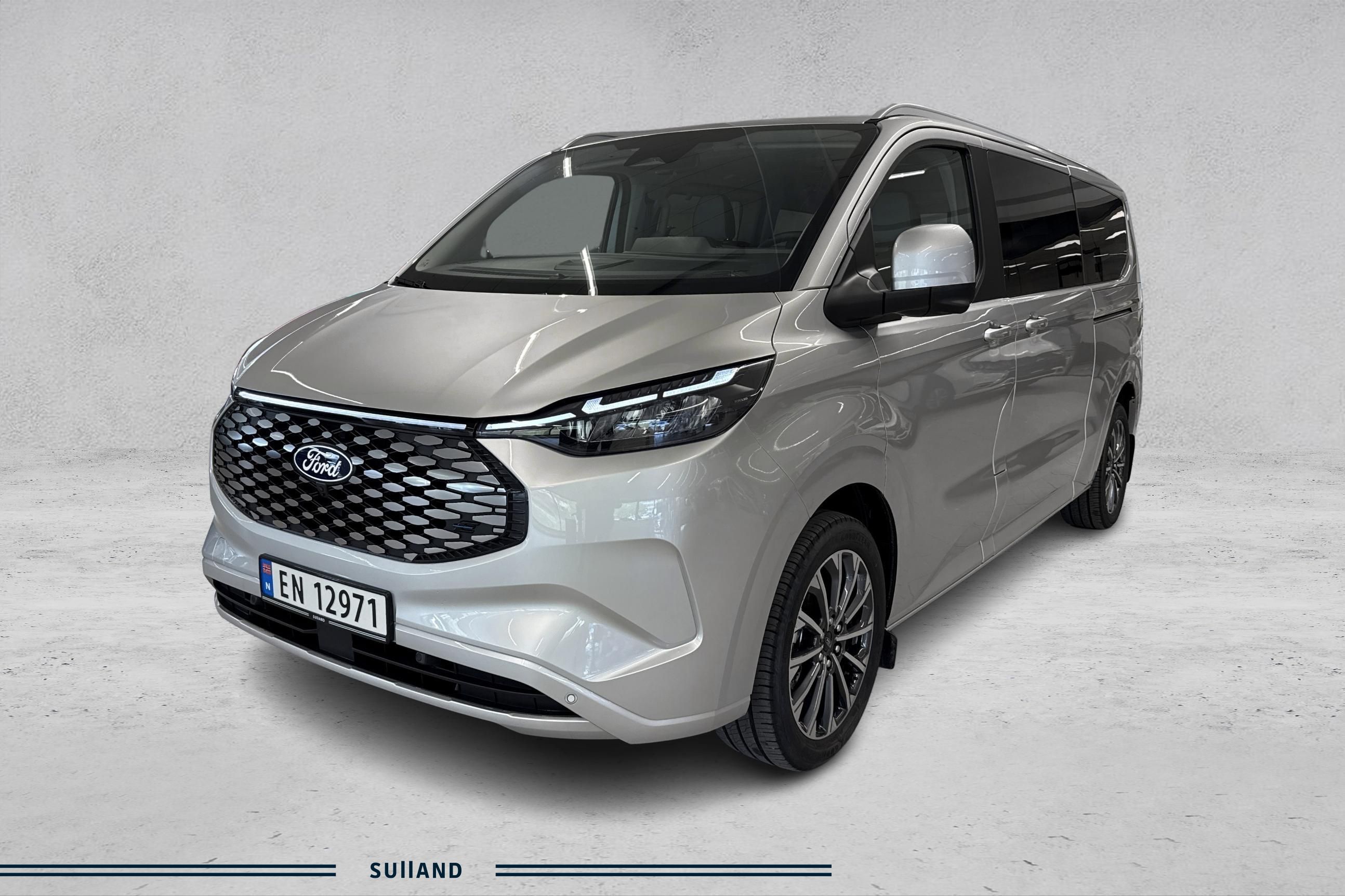 Ford E-Tourneo Custom 340