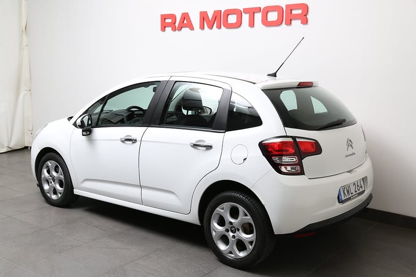 Bild 4 av Citroën C3 1,2 VTi 82hk PureTech 5D Pano Nybesikt Motorvärmare