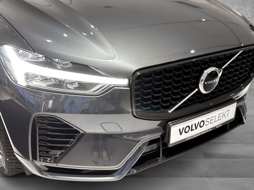 Bilde 3 av Volvo XC60 Recharge T6 R-Design - Hengerfeste, Soltak