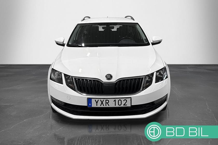 Bild 3 av Škoda Octavia Kombi Skoda 2.0 TDI 4x4 VÄRMARE DRAG APPLECARPLAY 0.58L/mil