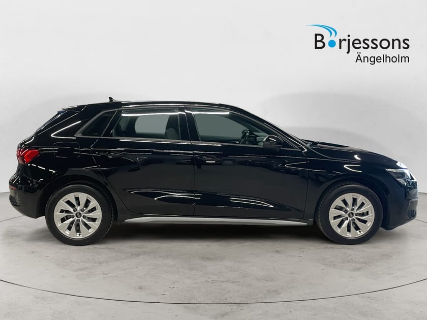 Bild 2 av Audi A3 Sportback 40 TFSI e PROLINE 204 HK S TRONI