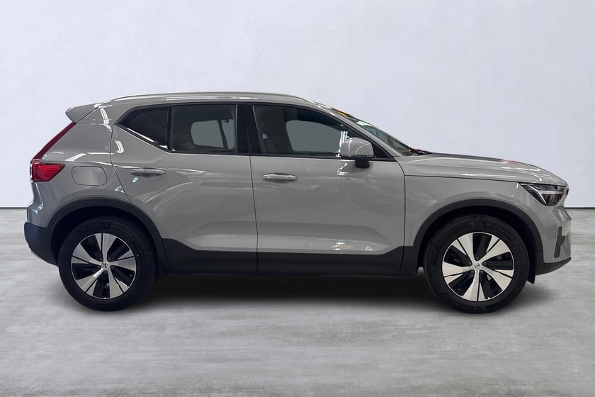 Bild 3 av Volvo XC40 B4 FWD Bensin Core