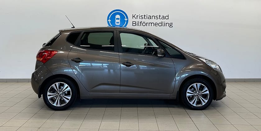Bild 4 av Kia Venga 1.4 CRDi Special Edition Nav, Drag, Backkamera