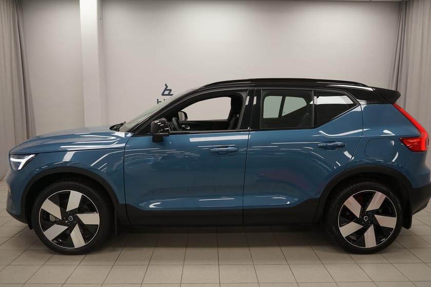 Bild 2 av Volvo XC40 Recharge Single Motor Extended Range Plus | Drag |