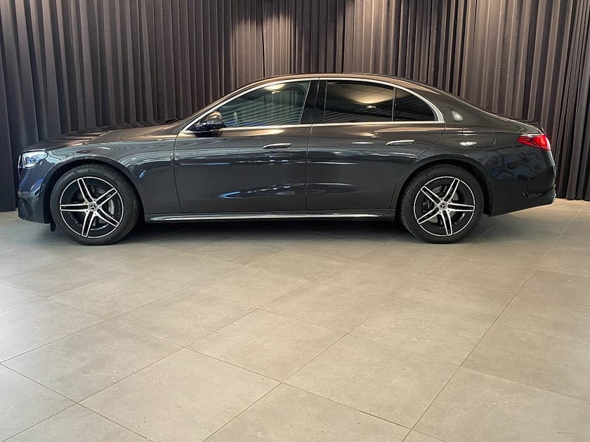 Bild 5 av Mercedes-Benz E 300 e 4MATIC 9G-Tronic AMG Line