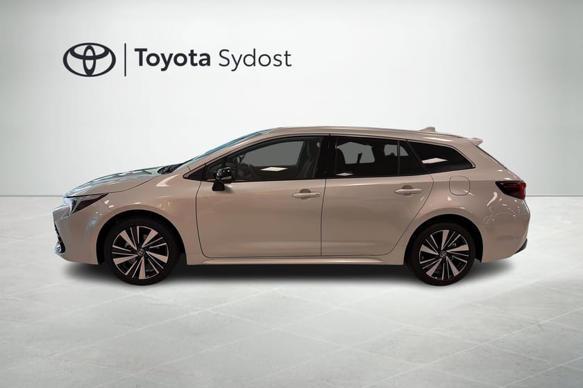 Bild 4 av Toyota Corolla Touring Sports Hybrid 1.8 HSD TS Style Teknikpaket Backkamera BSM Sensorer