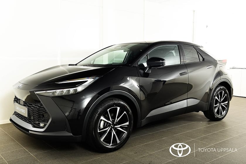 Bild 1 av Toyota C-HR Hybrid STYLE KAMPANJ - 2,95% RÄNTA - FRÅN 3417 KR/MÅN