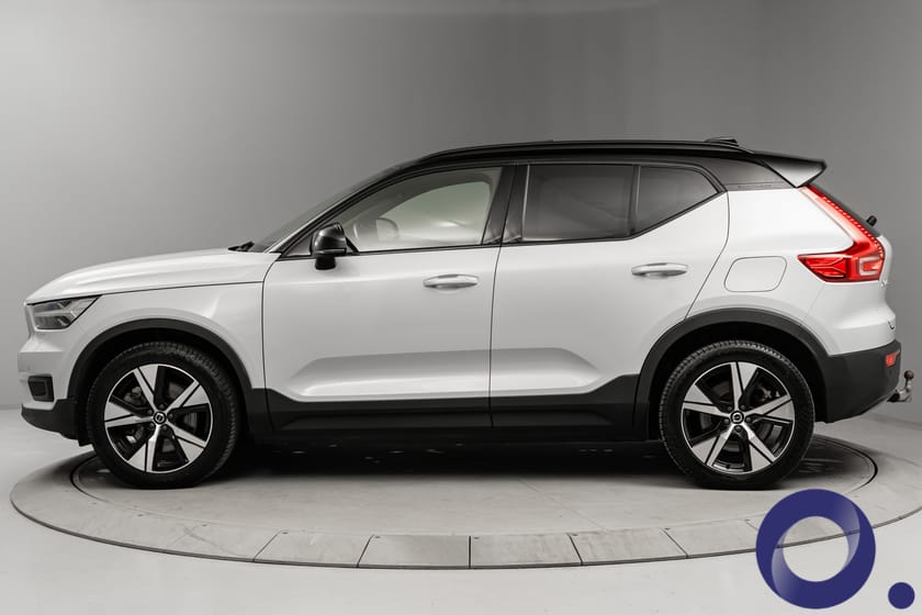 Bilde 2 av Volvo XC40 P8 AWD Recharge | R-Design | Adaptiv cruise | Krok