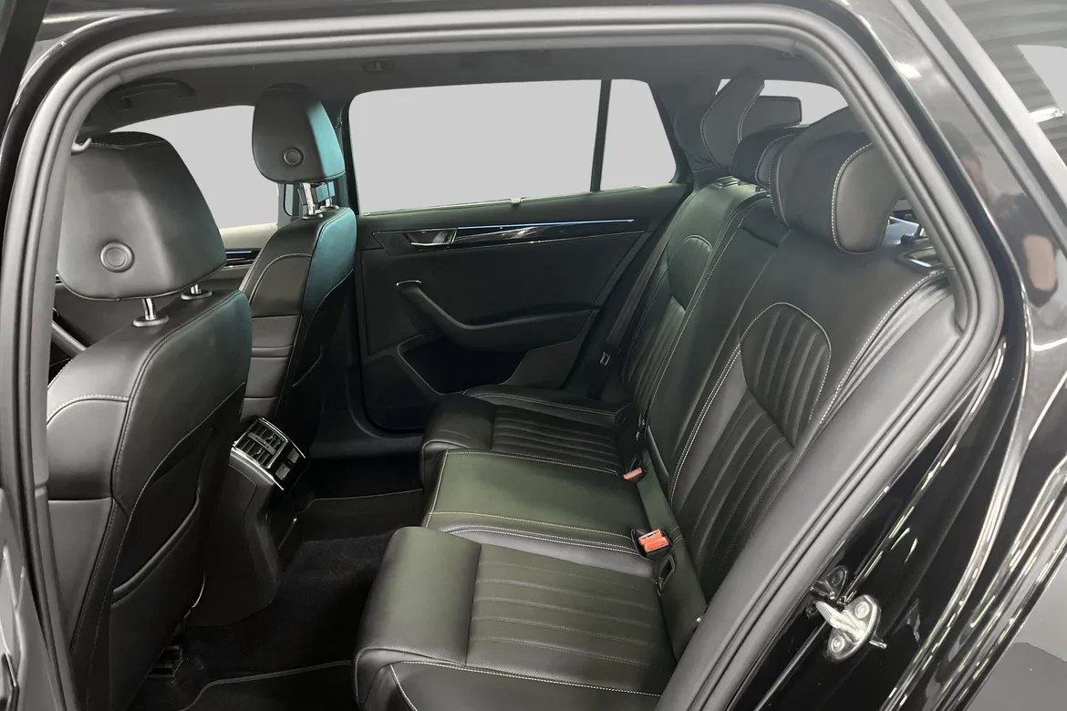 picture of a car