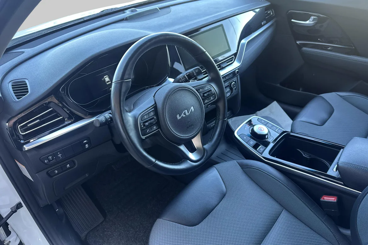 picture of a car