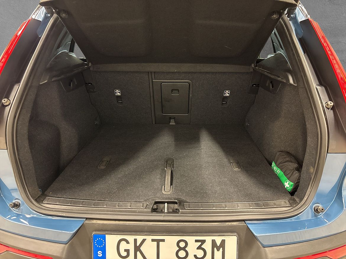 Volvo XC40 2023 - miniatyr 7