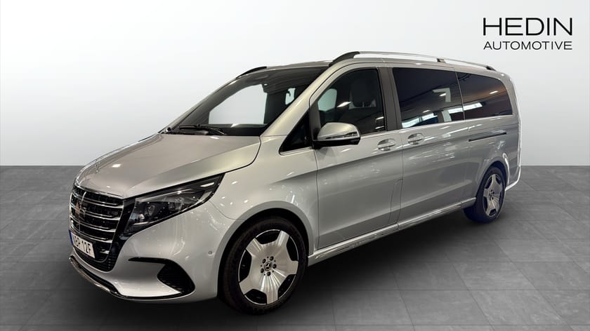 Bild 1 av Mercedes-Benz V 300d 4MATIC 3.2t 300 D EX.LÅNG 4 MATIC / EXCLUSIVE / " FIN SPEC "