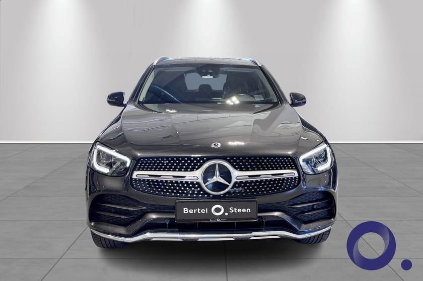 Bilde 3 av Mercedes-Benz GLC 300 e 4MATIC AMG / DISTRONIC / HENGERFESTE / GODT UTSTYRT! /