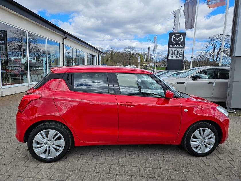 Bild 4 av Suzuki Swift 1.2 Dualjet DOHC 16V VVT Euro 6