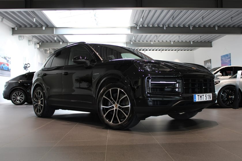 Bild 1 av Porsche Cayenne E-Hybrid Moms