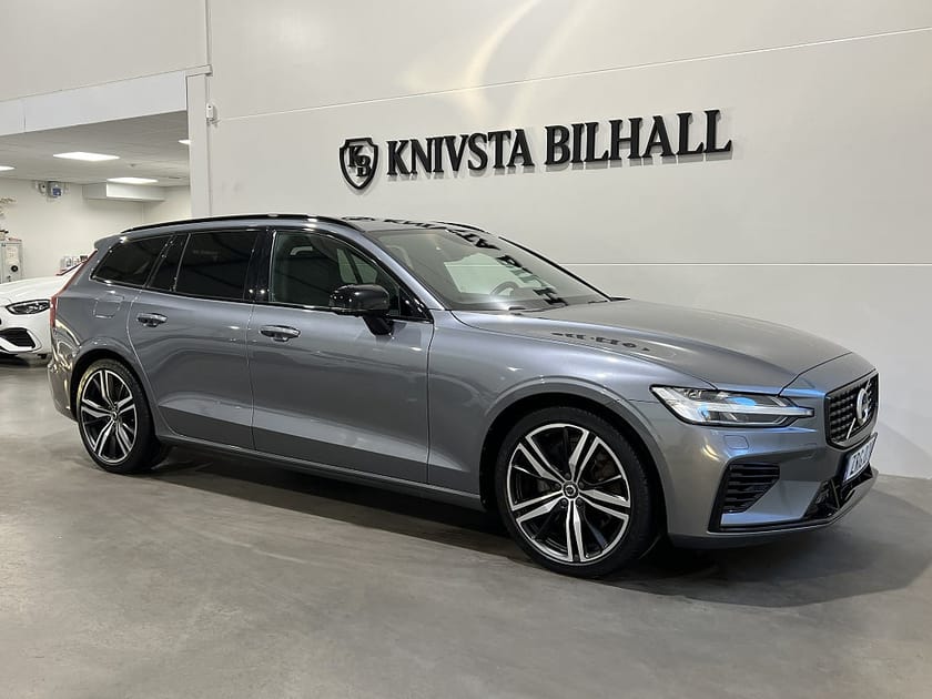 Bild 3 av Volvo V60 Recharge T6 AWD R-Design H/K BLIS Leasbar 340hk