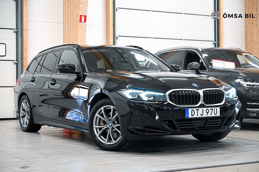 Bild 3 av BMW 330e xDrive Touring Navi B-Kamera CarPlay Drag 292hk