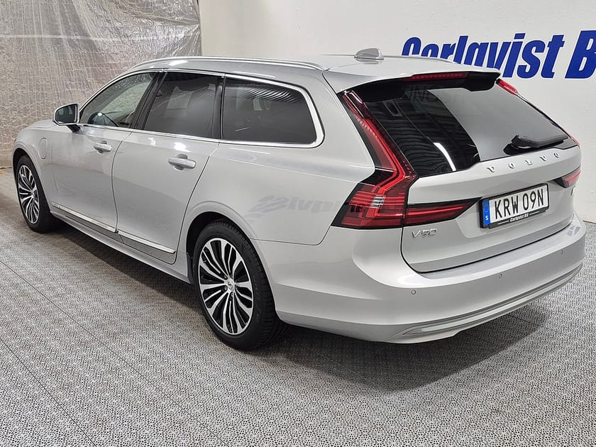 Bild 5 av Volvo V90 T6 Recharge Core Bright plug in AWD 350HK 4x4