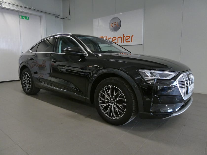 Bild 5 av Audi e-tron Sportback 55 quattro Skinn-Navi-CockP-SoV