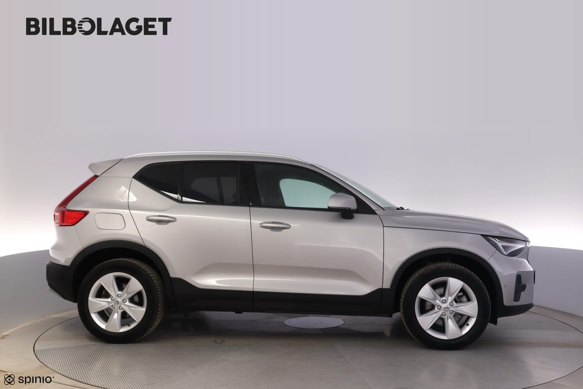 Volvo XC40 2024 - miniatyr 2
