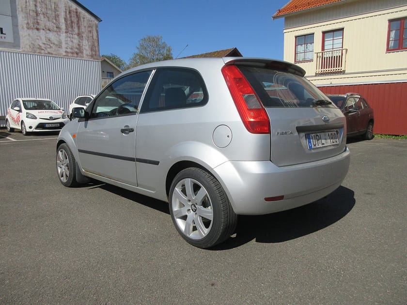Bild 4 av Ford Fiesta 3-dörrar 1.6 100 hk Besiktigad till 260630