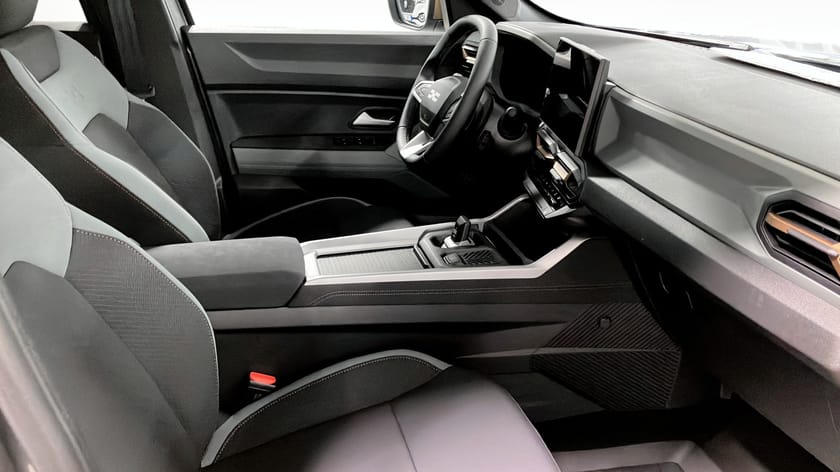 Bild 3 av Dacia Bigster Hybrid 155 EXTREME