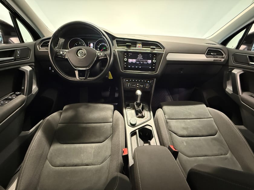 Bilde 5 av Volkswagen Tiguan Business 150HK TDI 4x4 Xenon/Krok/Multi/Webasto/ACC