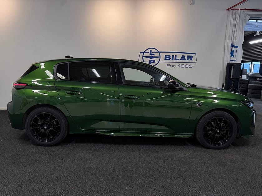 Bild 2 av Peugeot 308 130hk GT | Låg årsskatt: 778kr | Bkamera | GPS | Vhjul