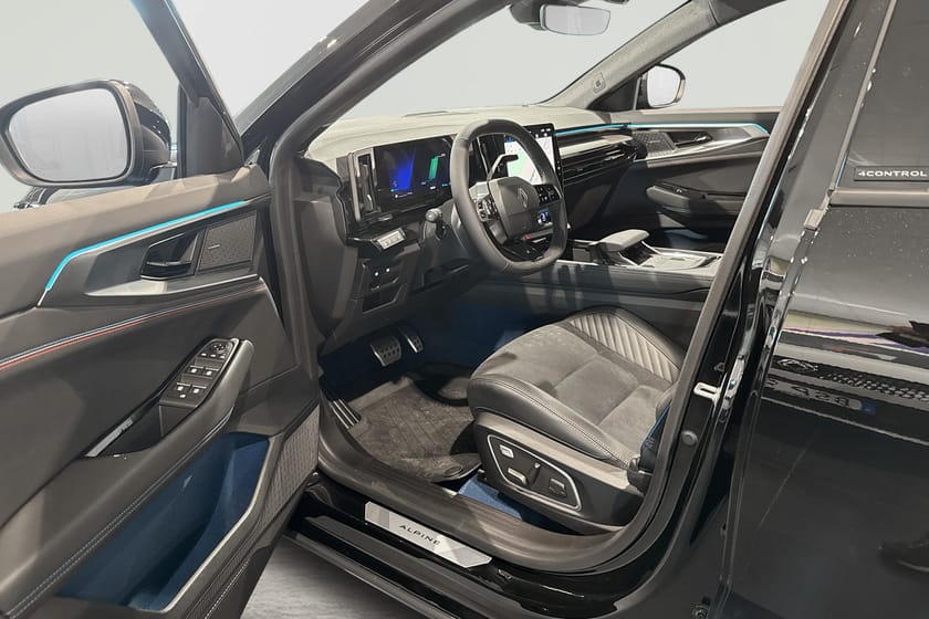 Bild 4 av Renault Rafale E-Tech 4x4 PHEV 300 esprit Alpine Edition