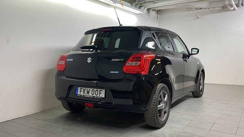Bild 3 av Suzuki Swift Hybrid Select 83 hk  inkl Vinterhjul