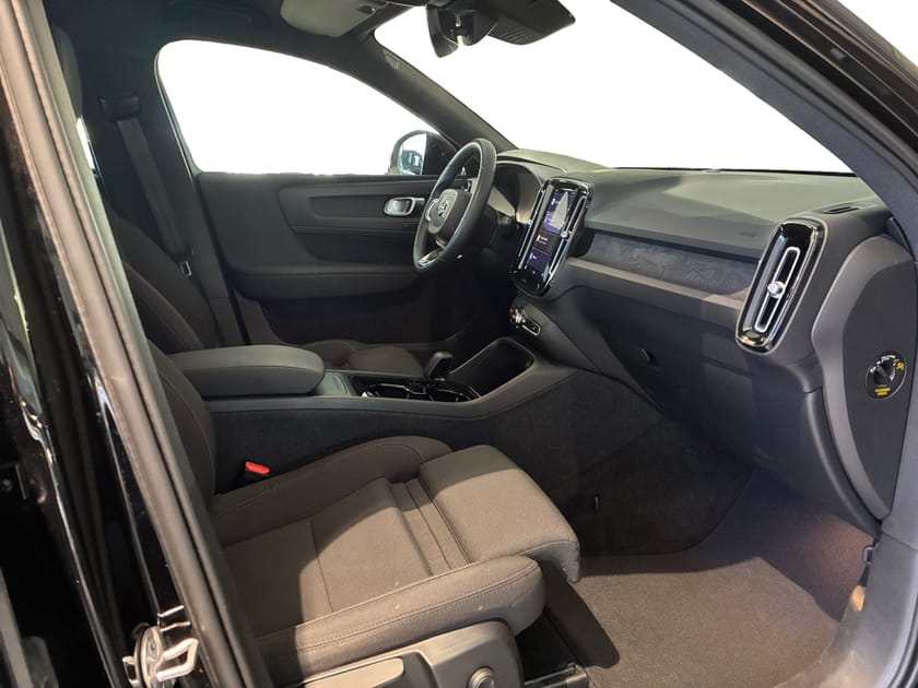 Bild 4 av Volvo XC40 Recharge Single Motor Plus | Klimatpaket |