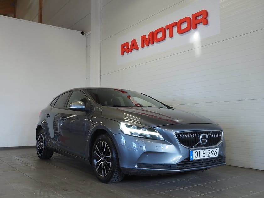Bild 3 av Volvo V40 D3 115hk Business Advanced Momentum | B-Kamera | VOC |
