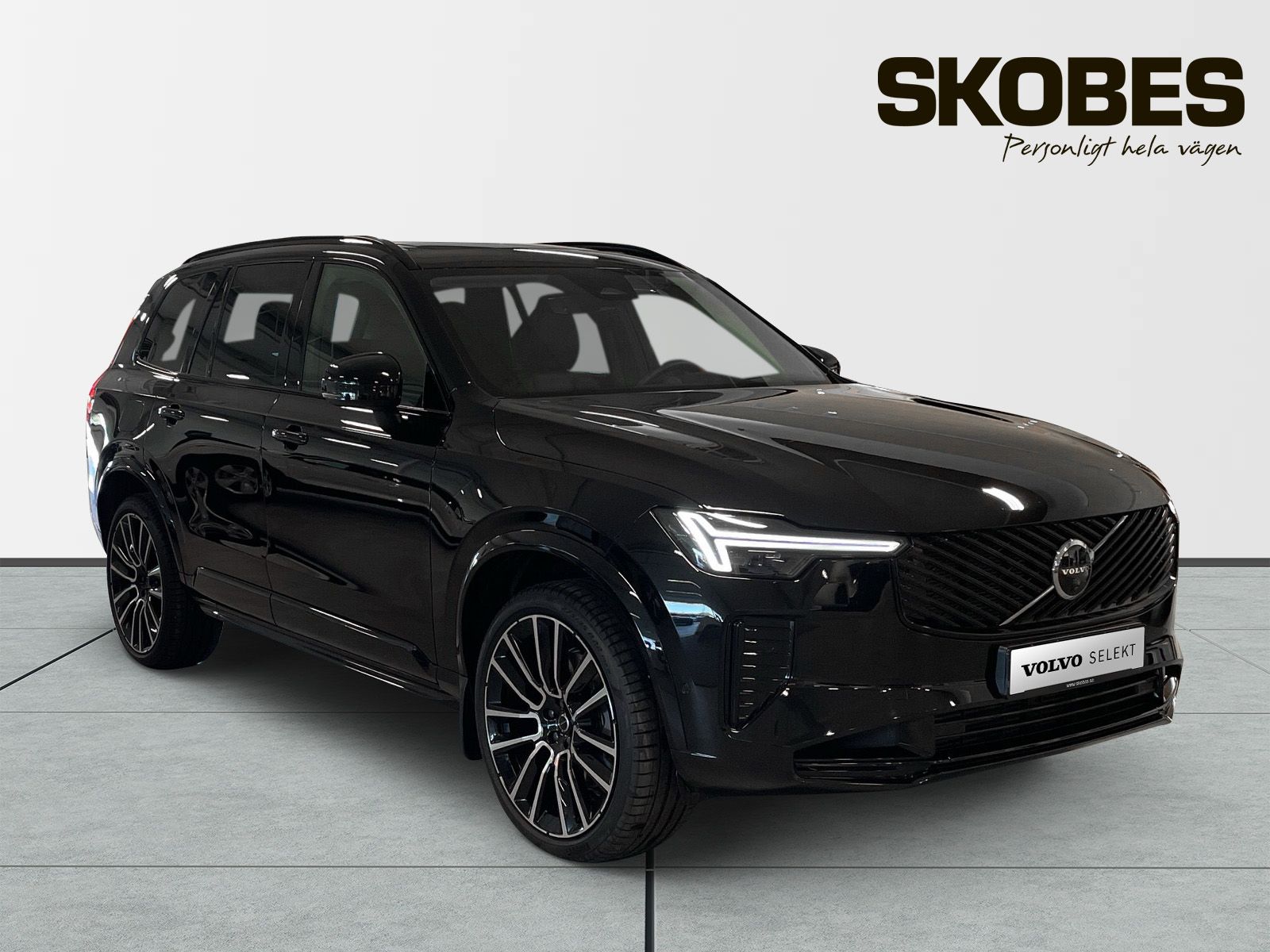 Volvo XC90 T8 Ultra Dark