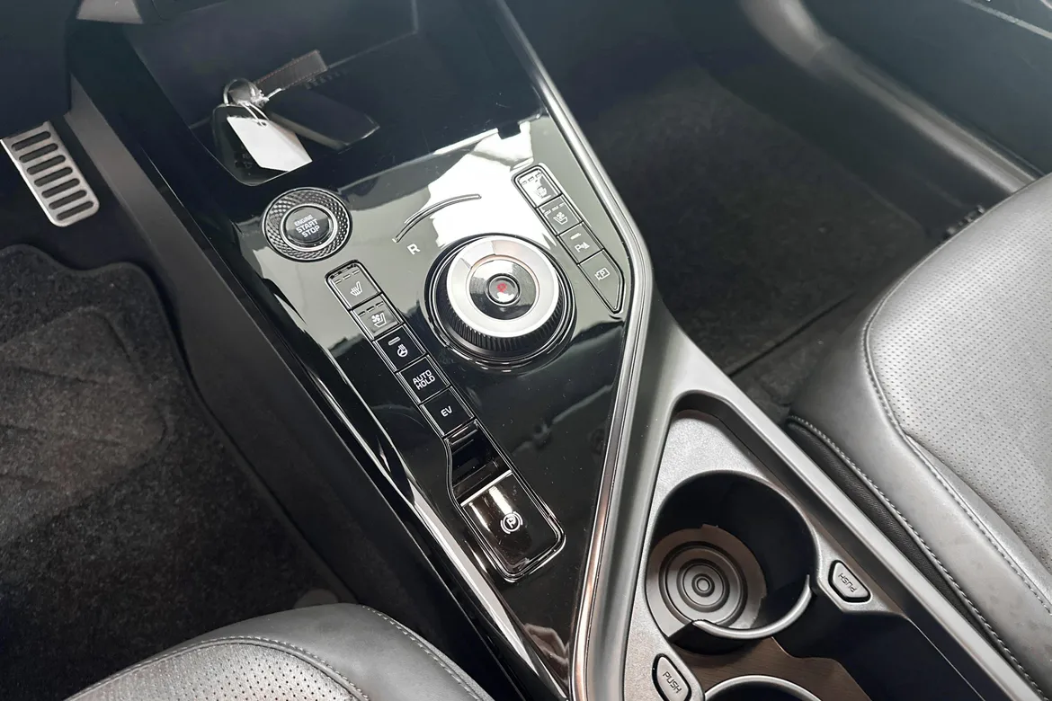 picture of a car