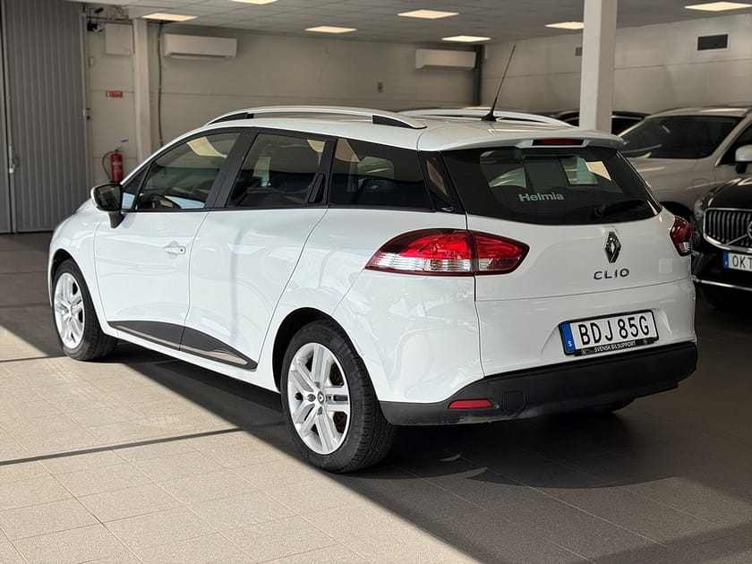 Bild 3 av Renault Clio Sport Tourer 0.9 TCe 90hk Navi Bass Reflex 2020
