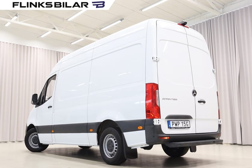 Bild 3 av Mercedes-Benz Sprinter 315 CDI RWD Skåpbil Automat Värmare GPS B-Kamera Moms