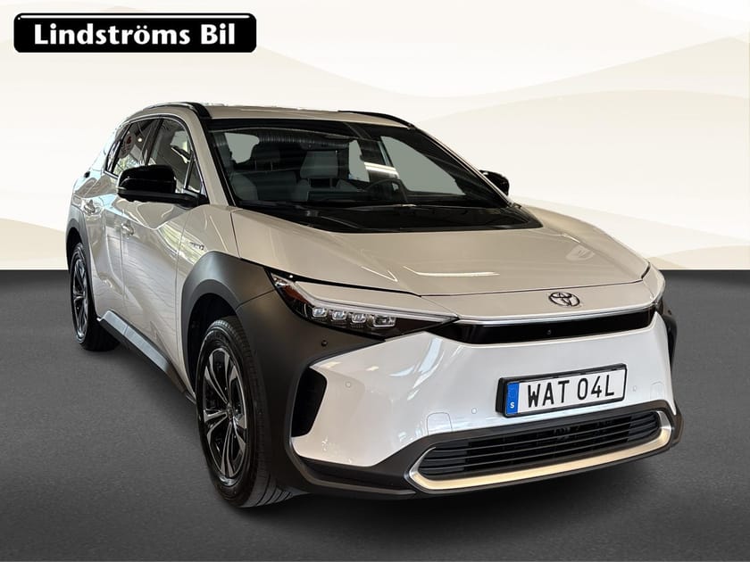Bild 3 av Toyota bZ4X 71.4 kWh AWD Executive Dragkrok Vinterhjul