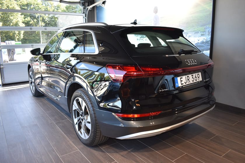 Bild 2 av Audi e-tron 55 quattro 300 kW / 408 HK PROLINE