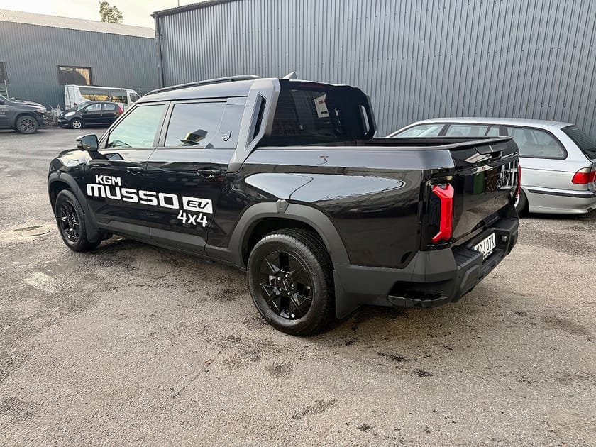 Bild 4 av KGM Musso EV 4x4 Blackline 80,6kwh inkl vagnskadegaranti