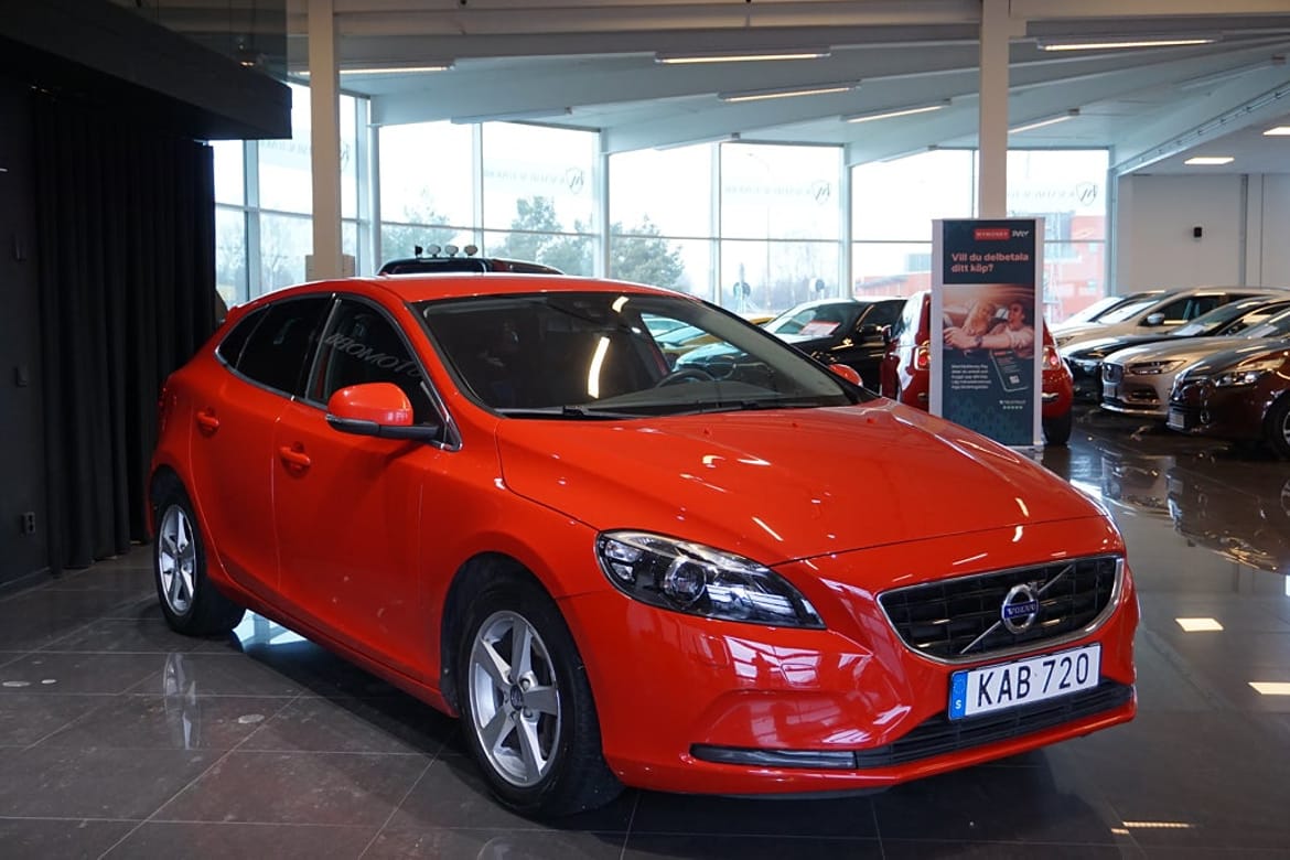 Volvo V40 2016 - miniatyr 2