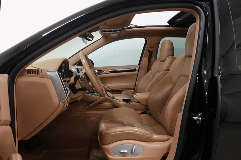 Bild 4 av Porsche Cayenne Diesel S Platinum D-värme Pano Sport Chrono PASM BOSE