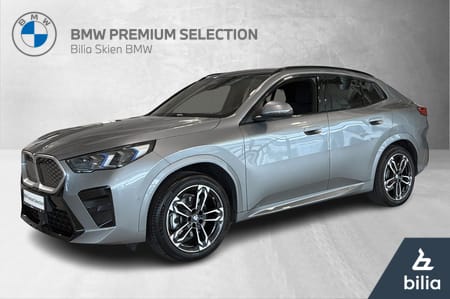 BMW iX2 xDrive30 Fully charged Panorama Krok Harman BSI