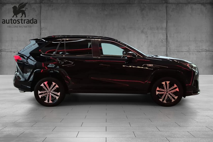 Bilde 4 av Toyota RAV4 Plug-in Hybrid Active Tech