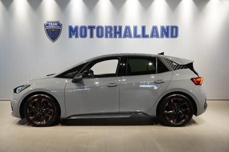 CUPRA Born e-boost 77 82 kWh - 94% SoH / Kamera / Nav