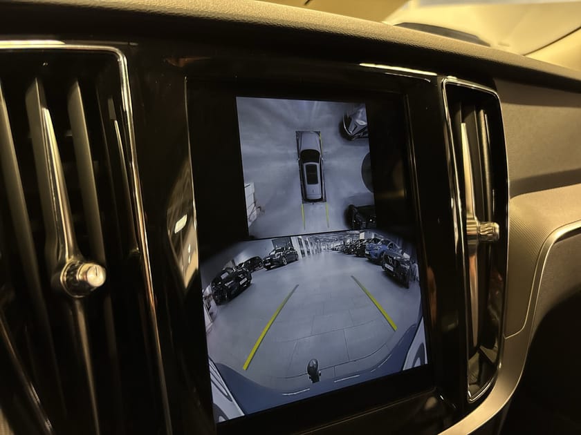 Bild 4 av Volvo V60 B4 Diesel Plus Dark//Dragkrok//360-Kamera//